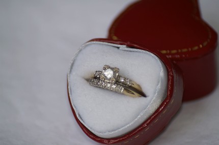1940s wedding engagement ring set Check out this gorgeous sparkly 1950s 