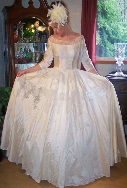 old school wedding dresses